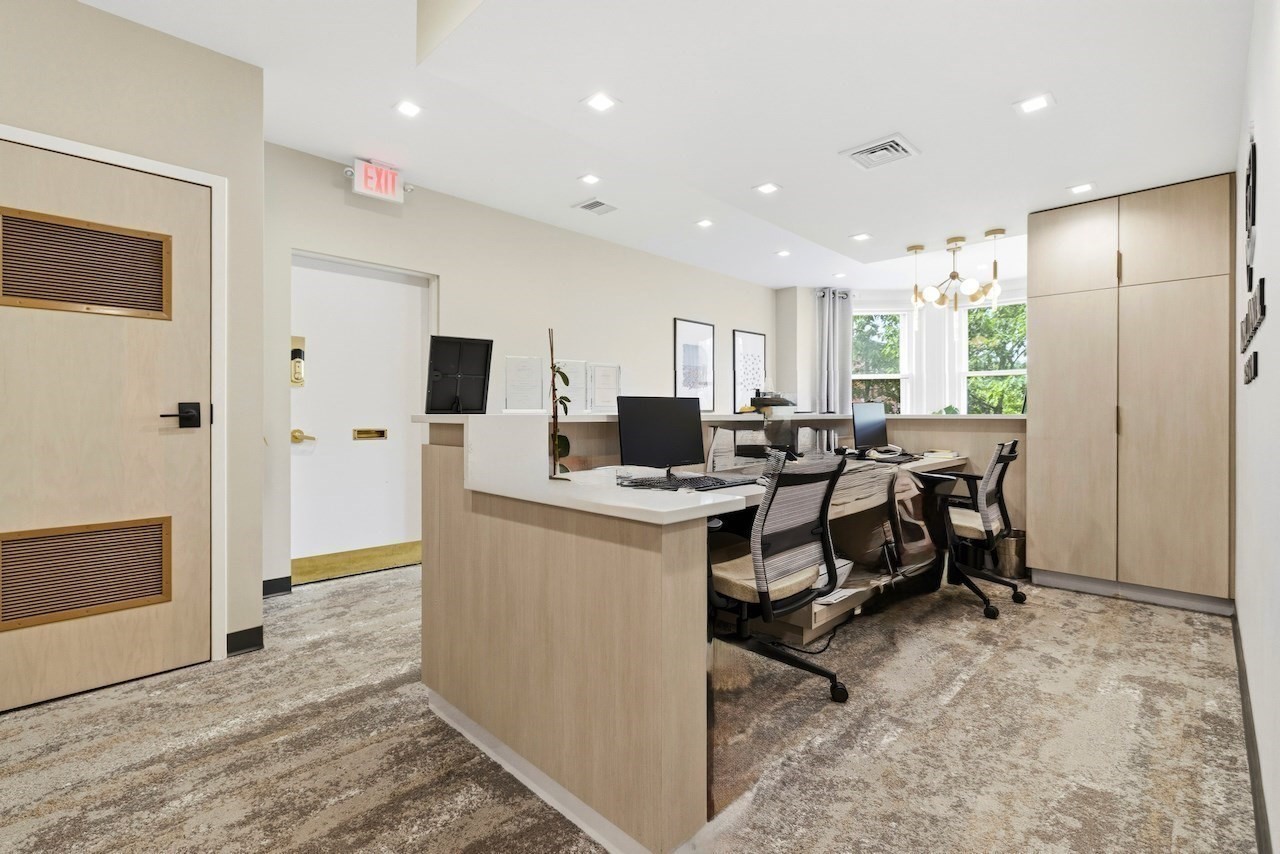 1051 Beacon St # 306