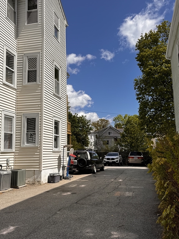 23 Wyman St
