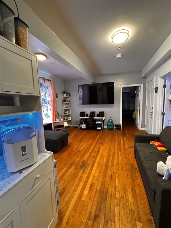 23 Wyman St