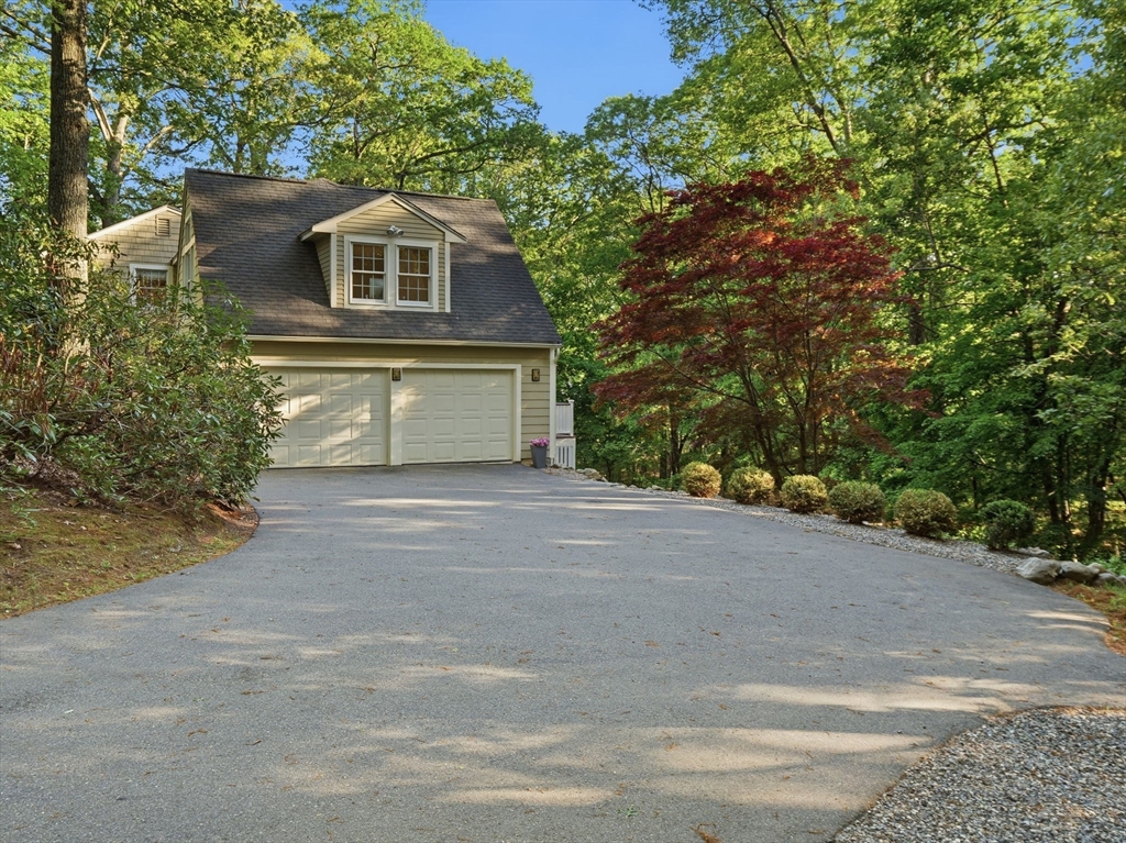 75 Spring Grove Rd