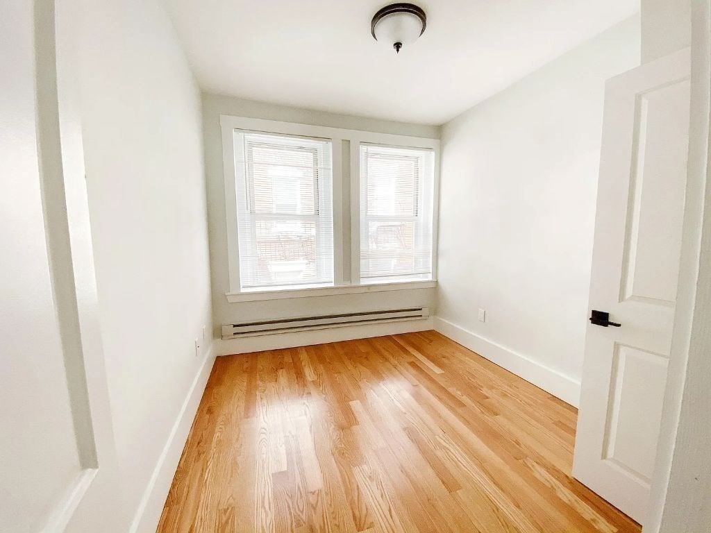 13 Margaret Street # 3