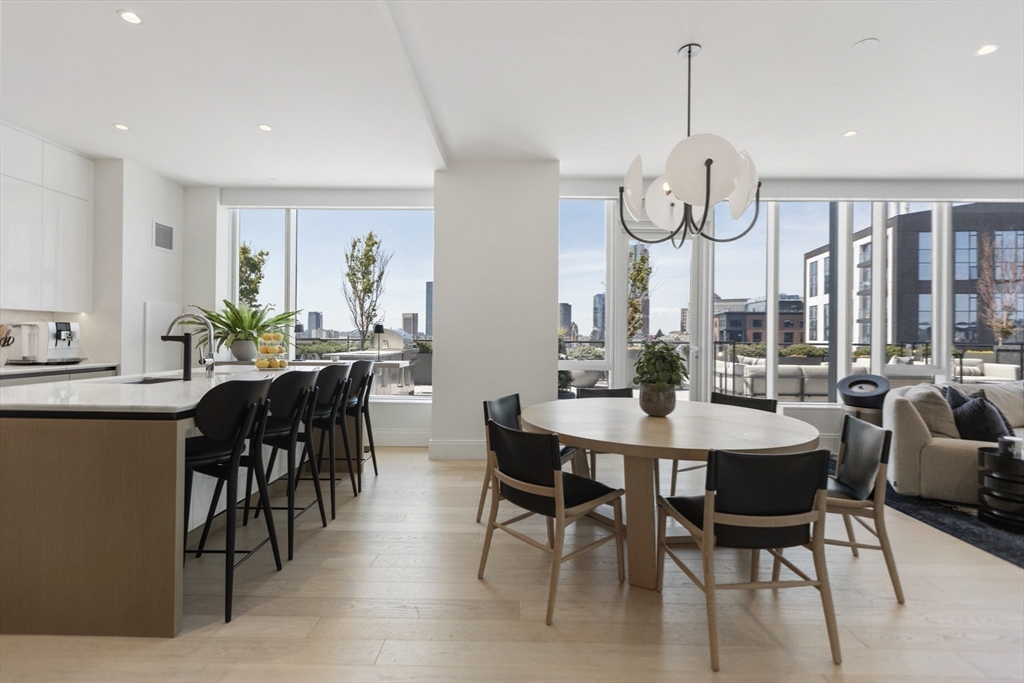 380 Harrison Ave # 12J