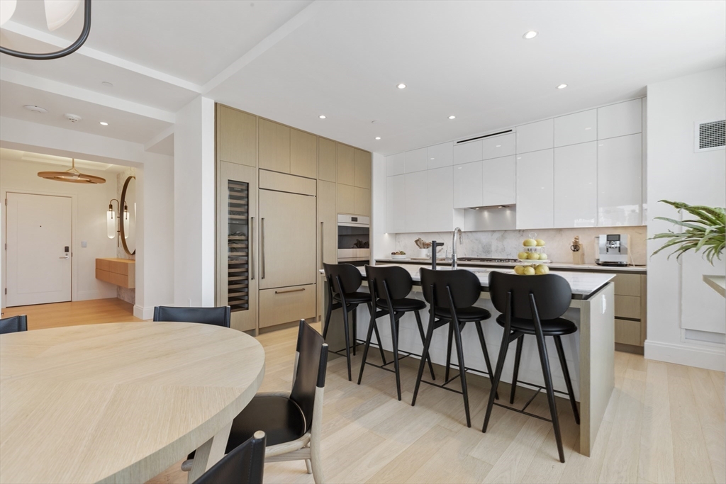 380 Harrison Ave # 12J