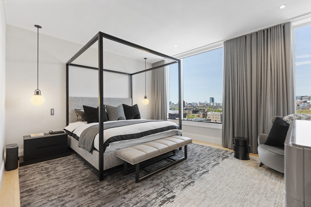 380 Harrison Ave # 12J