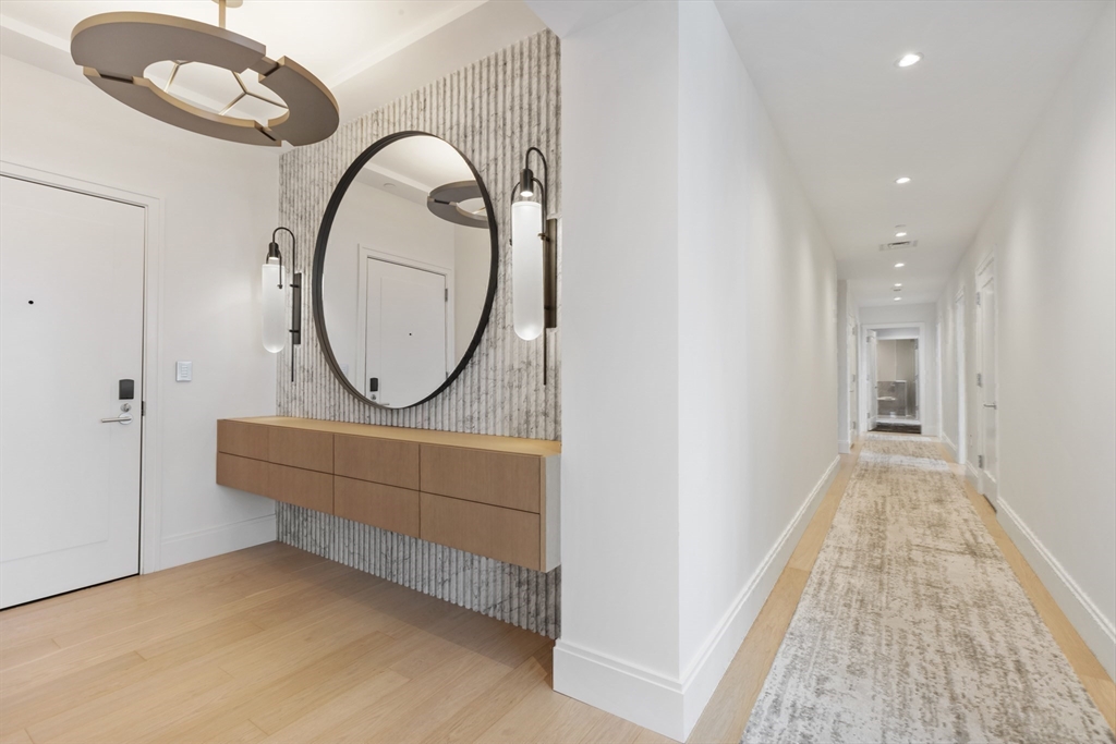 380 Harrison Ave # 12J