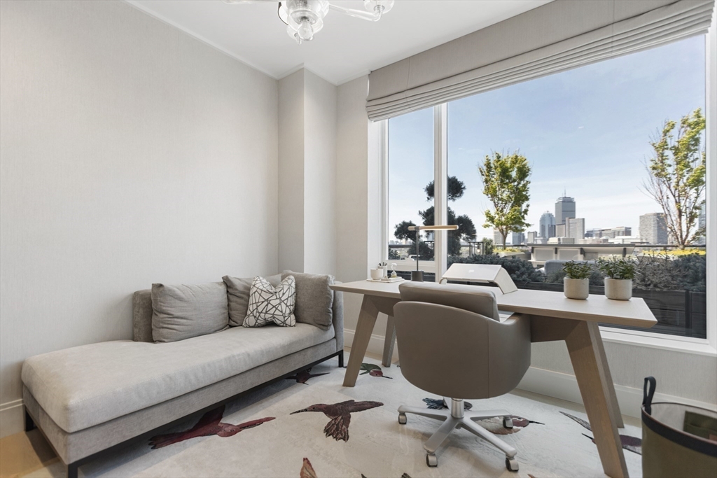380 Harrison Ave # 12J
