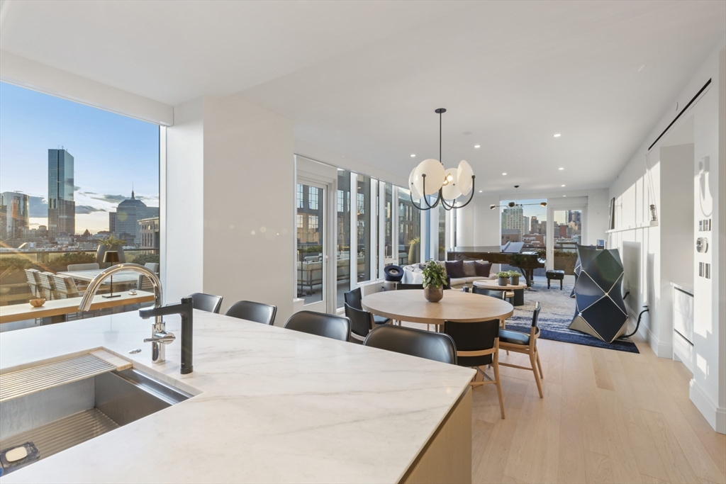 380 Harrison Ave # 12J
