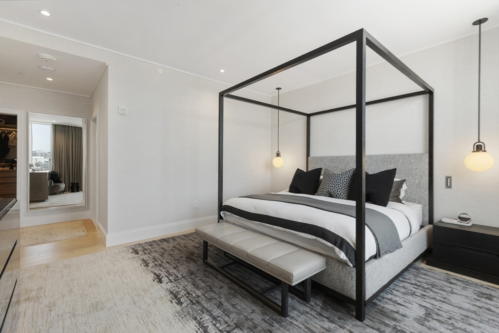 380 Harrison Ave # 12J