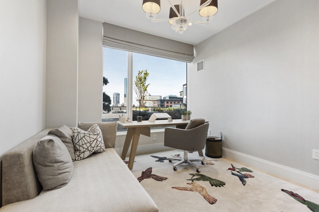380 Harrison Ave # 12J