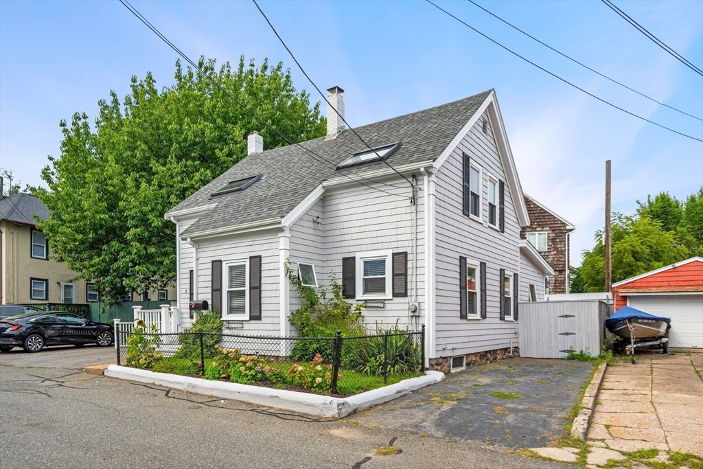 2 Wentzell Ave
