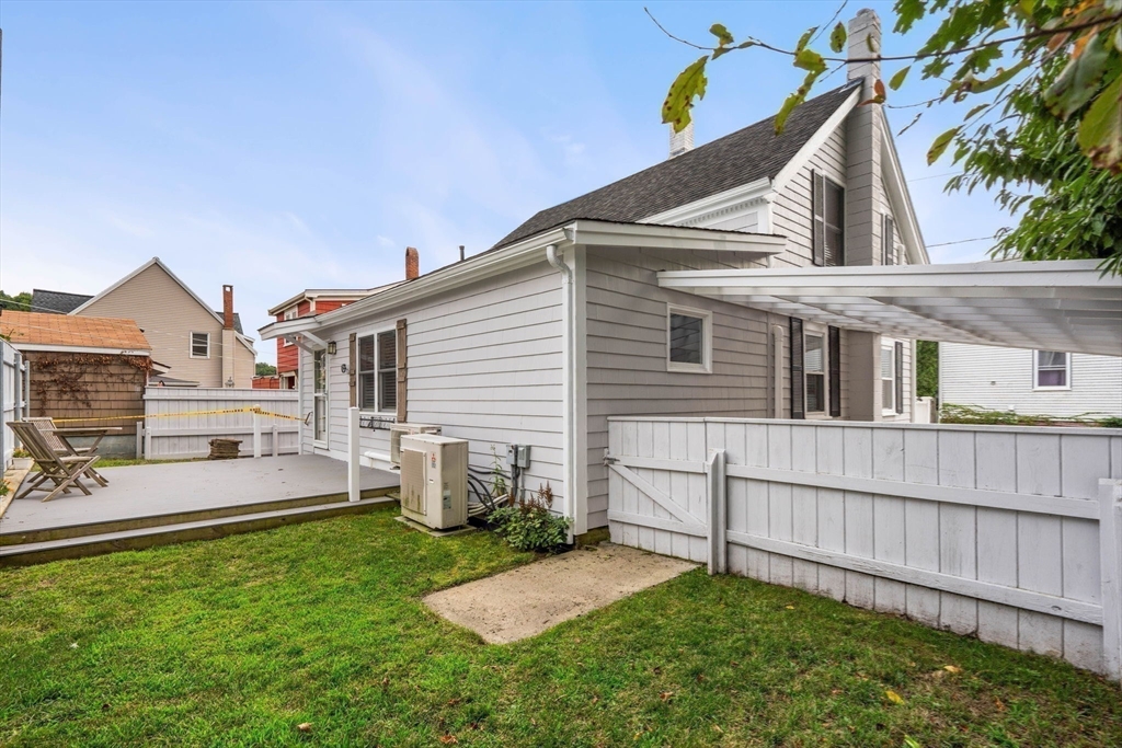 2 Wentzell Ave