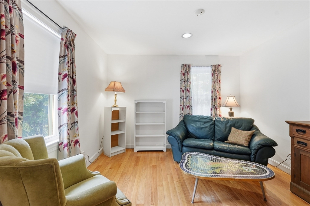 137 South St