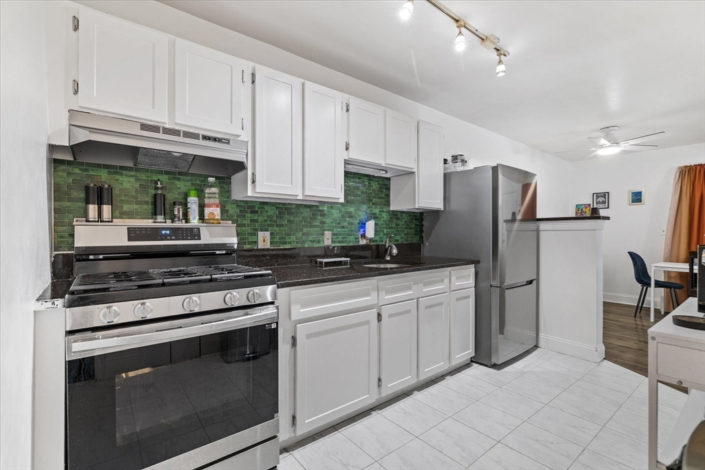 35 Hosmer St # 24