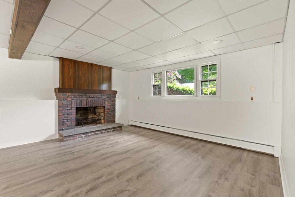 21 Clarke St