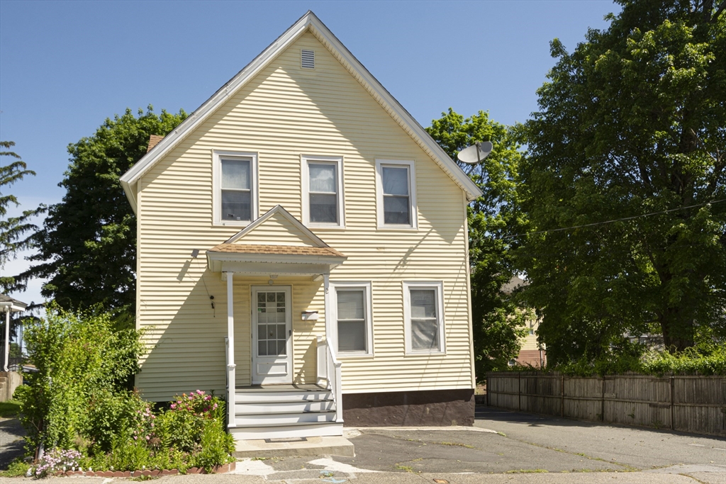 2 Kosta St