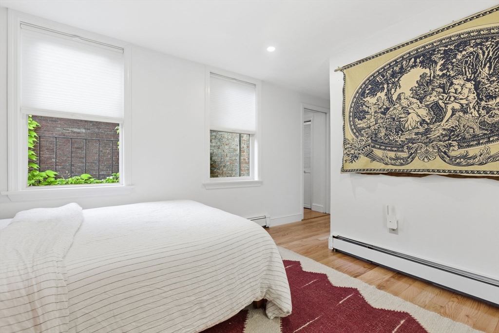 4 Derne St # 2