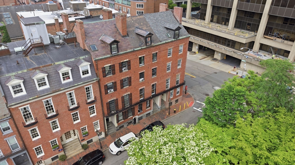 4 Derne St # 2