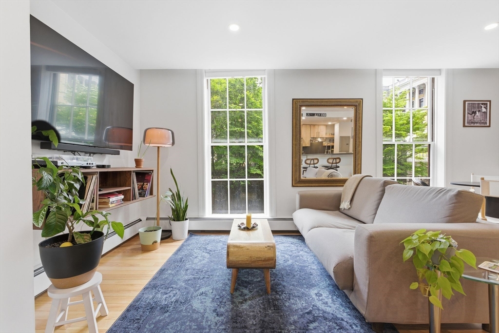 4 Derne St # 2