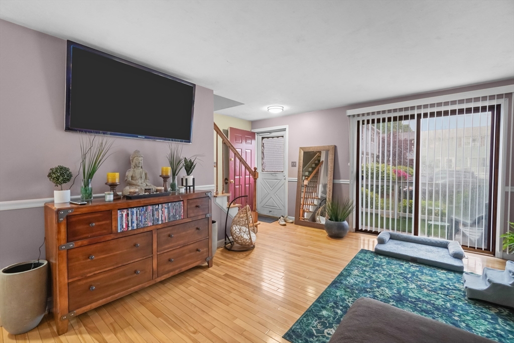 120 Lewin St # 1