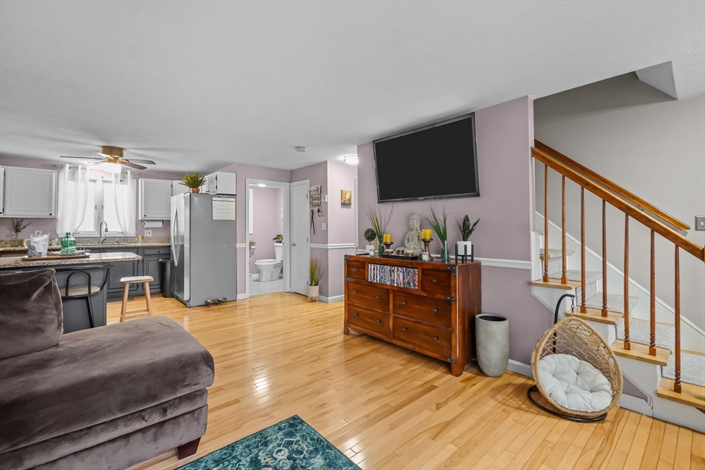 120 Lewin St # 1