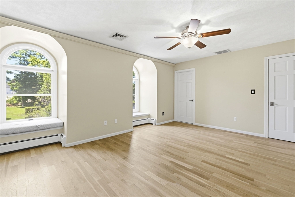 3 Russell Rd