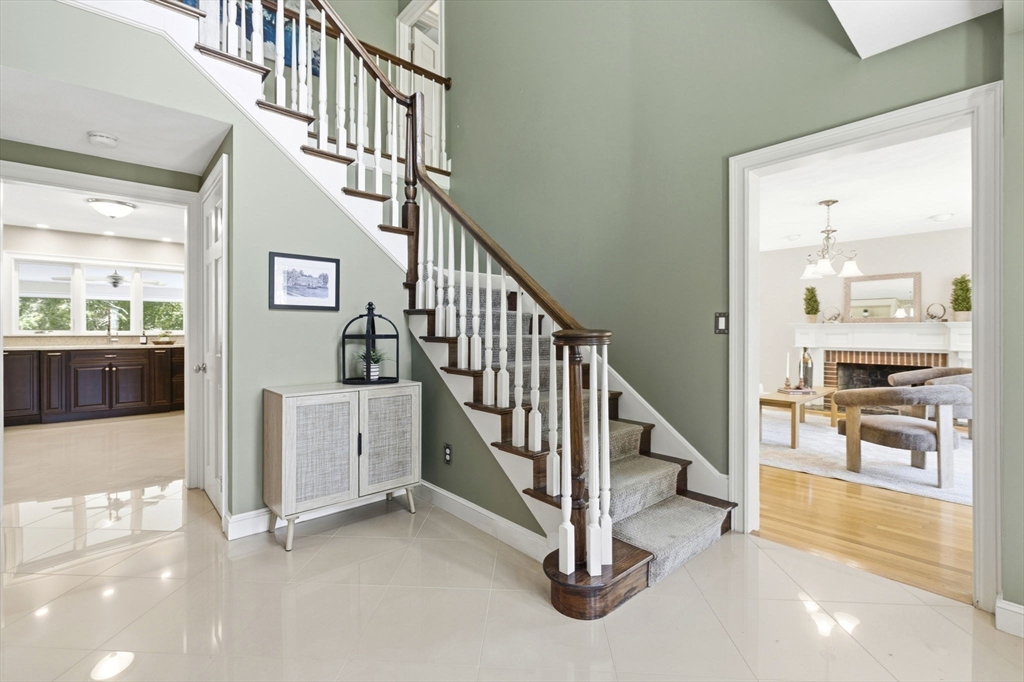 3 Russell Rd