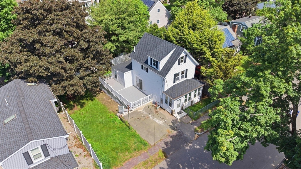 35 Williams St