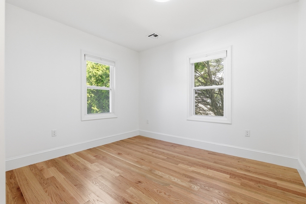 35 Williams St