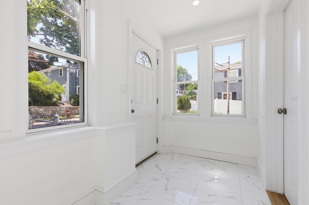 35 Williams St