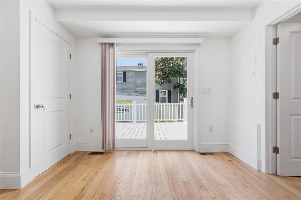 35 Williams St