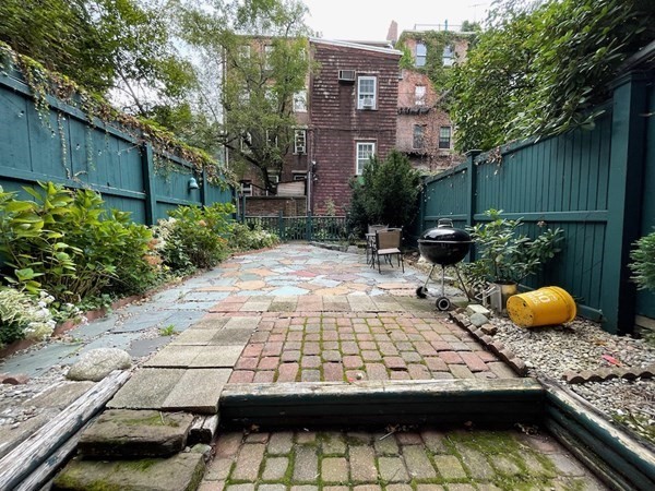 95 W Cedar Street # 1