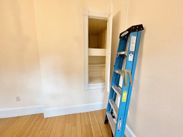 95 W Cedar Street # 1