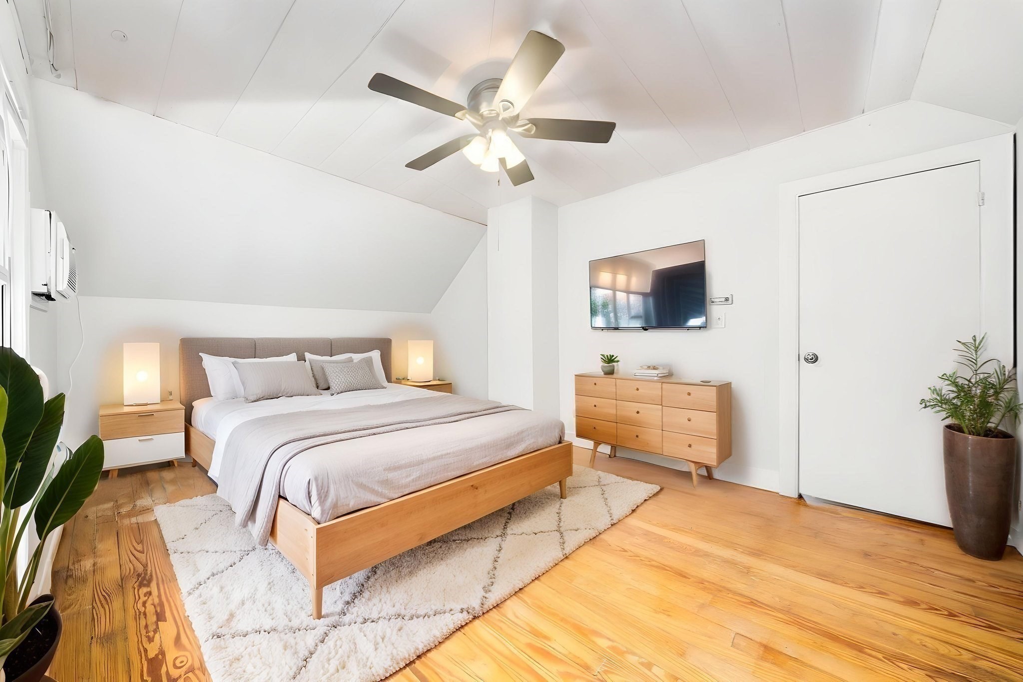 722 Highland Ave