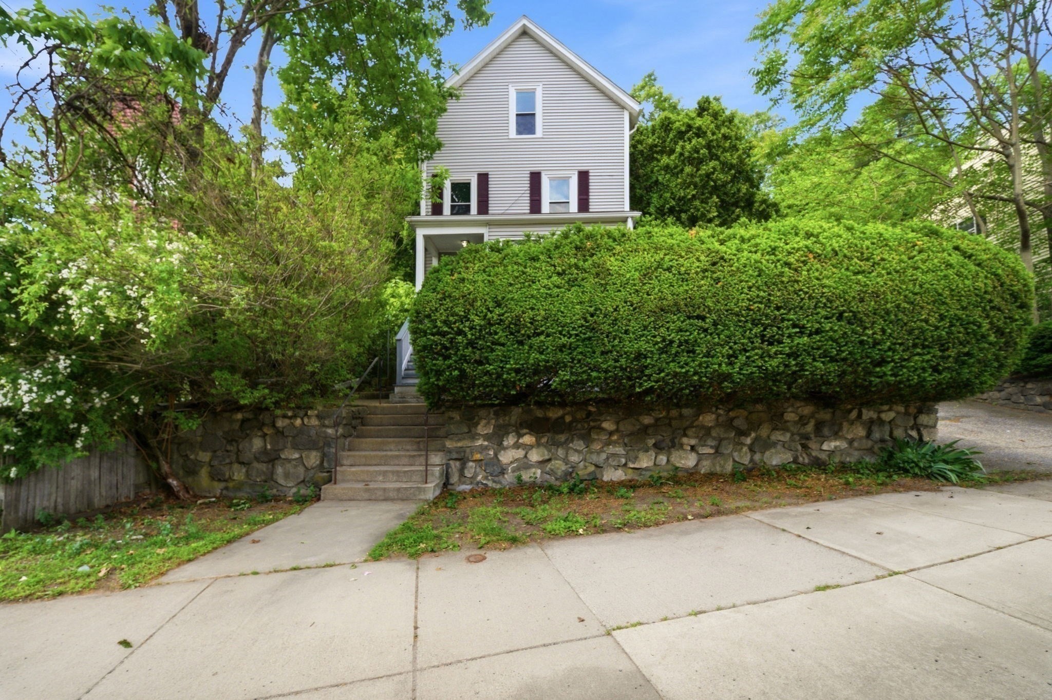 722 Highland Ave