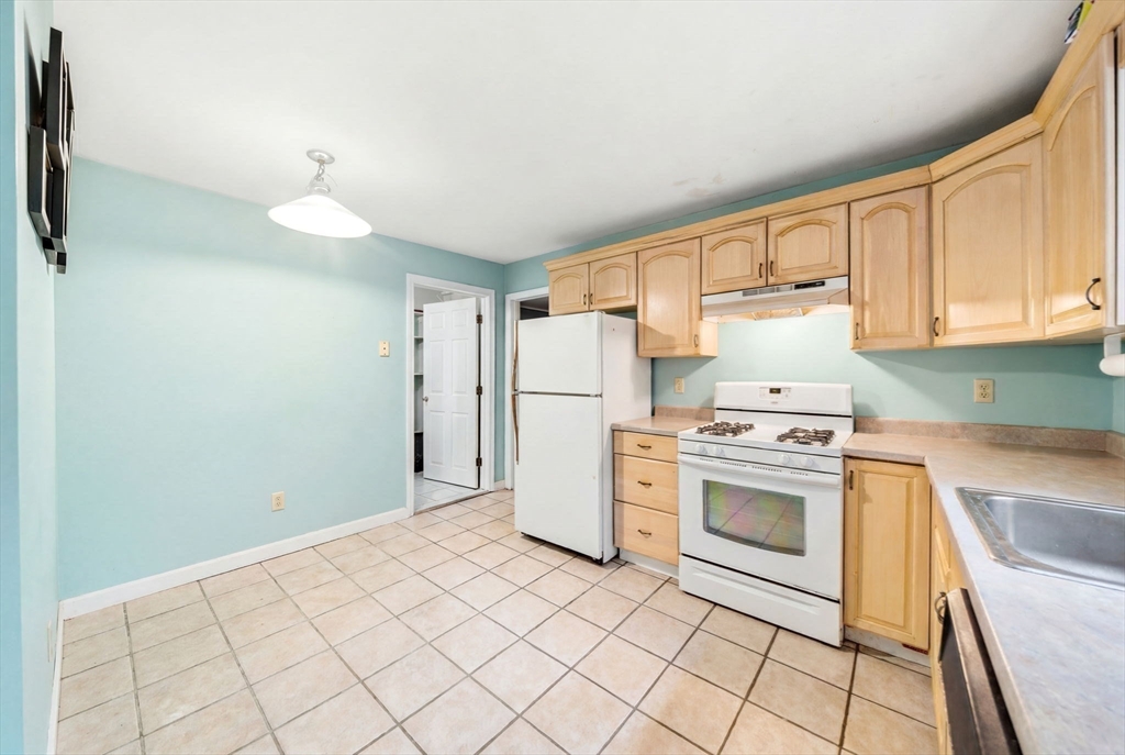 722 Highland Ave