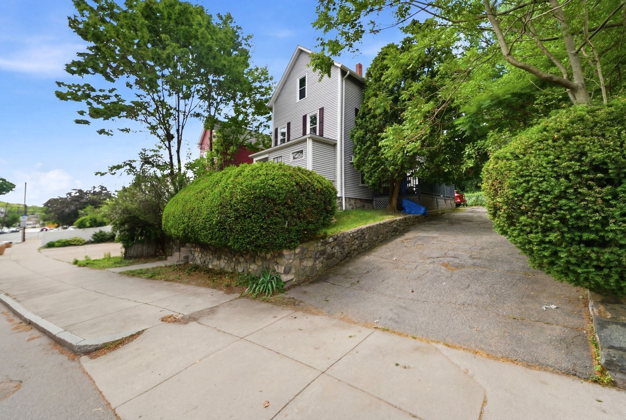 722 Highland Ave