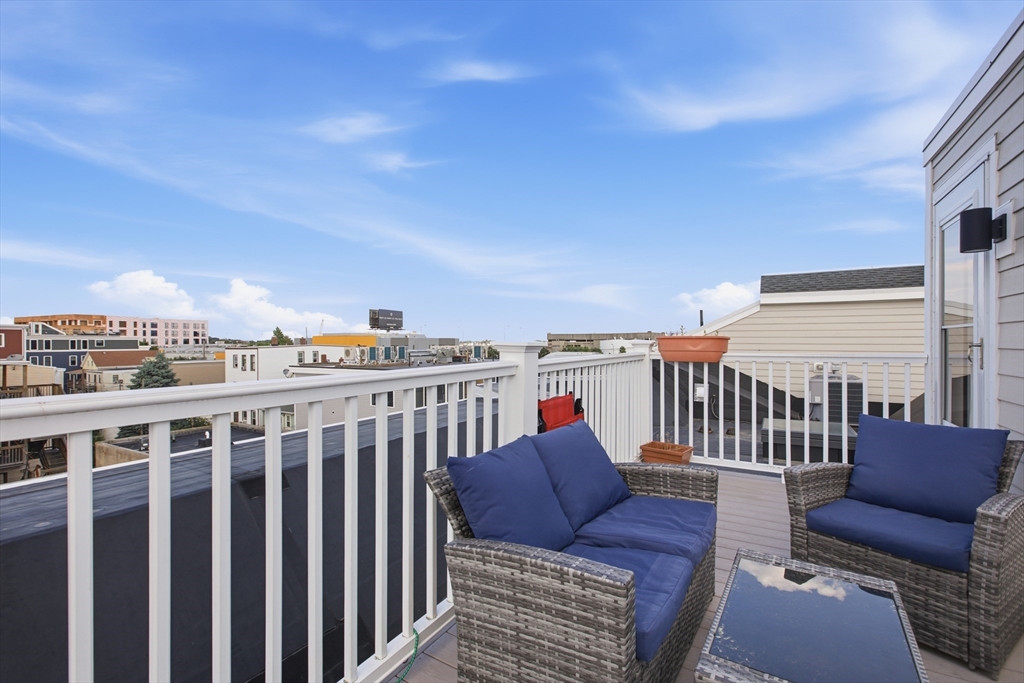 89 Prescott St # B
