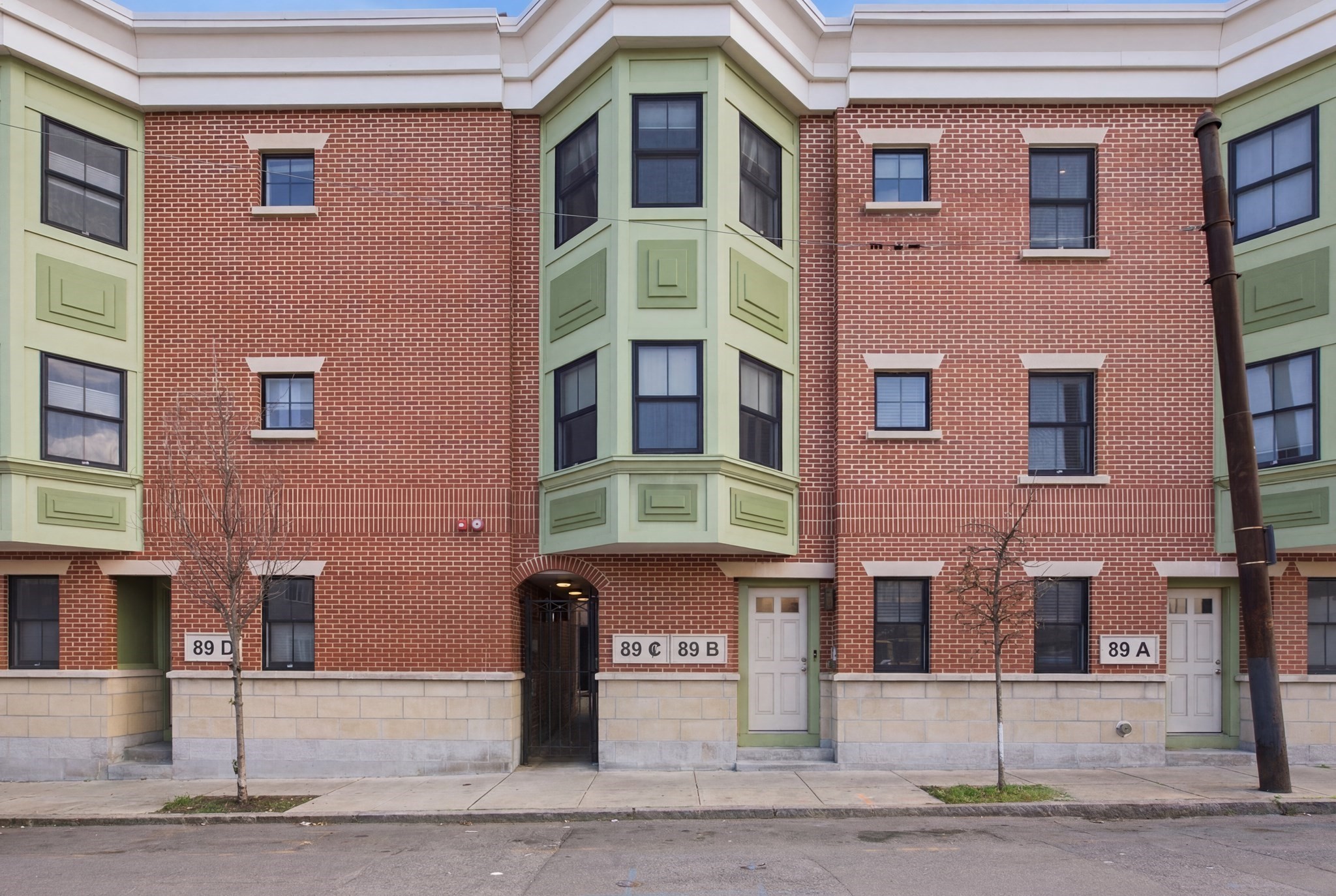 89 Prescott St # B