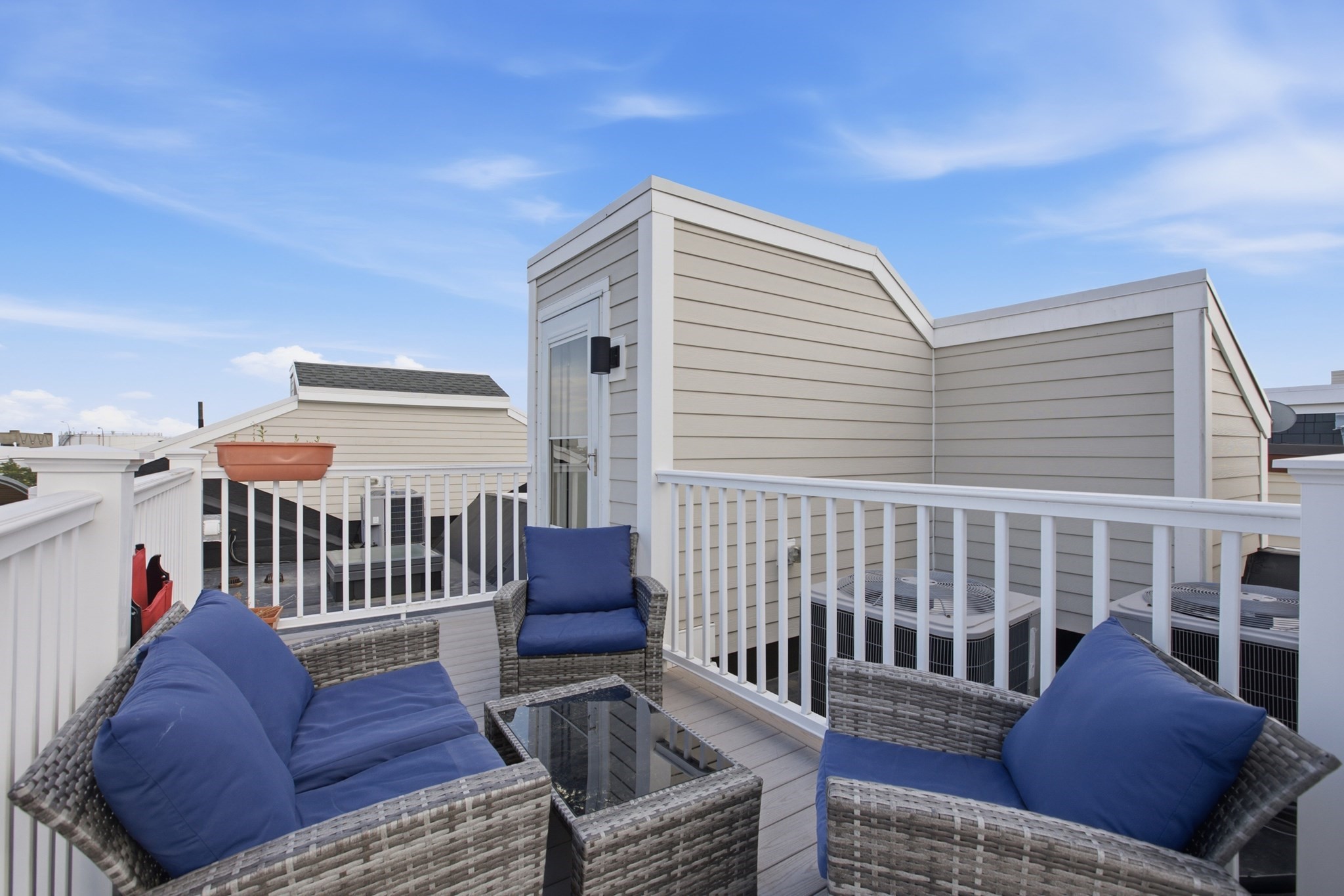 89 Prescott St # B