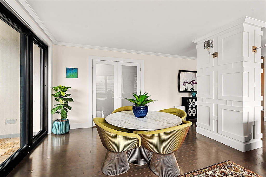 65 East India Row Unit: 30A/B