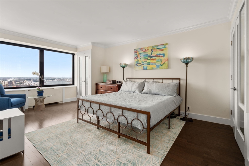 65 East India Row Unit: 30A/B