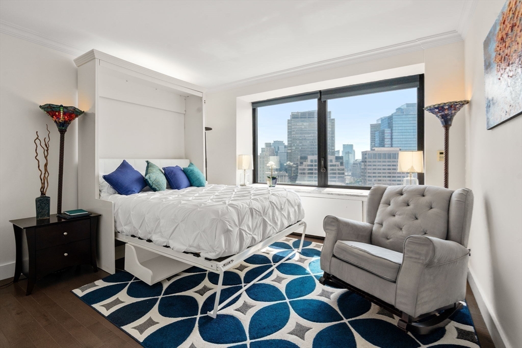 65 East India Row Unit: 30A/B