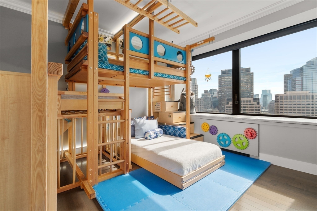 65 East India Row Unit: 30A/B