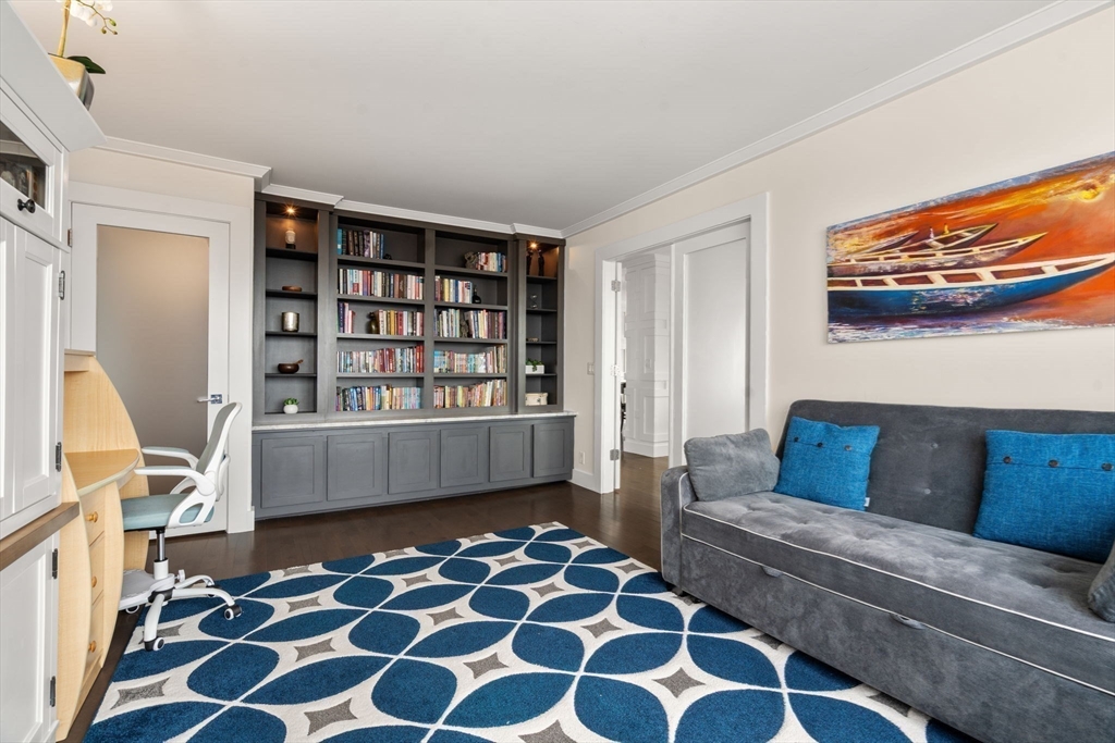 65 East India Row Unit: 30A/B