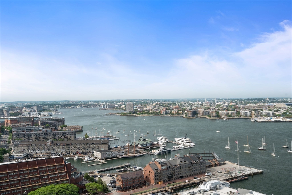 65 East India Row Unit: 30A/B