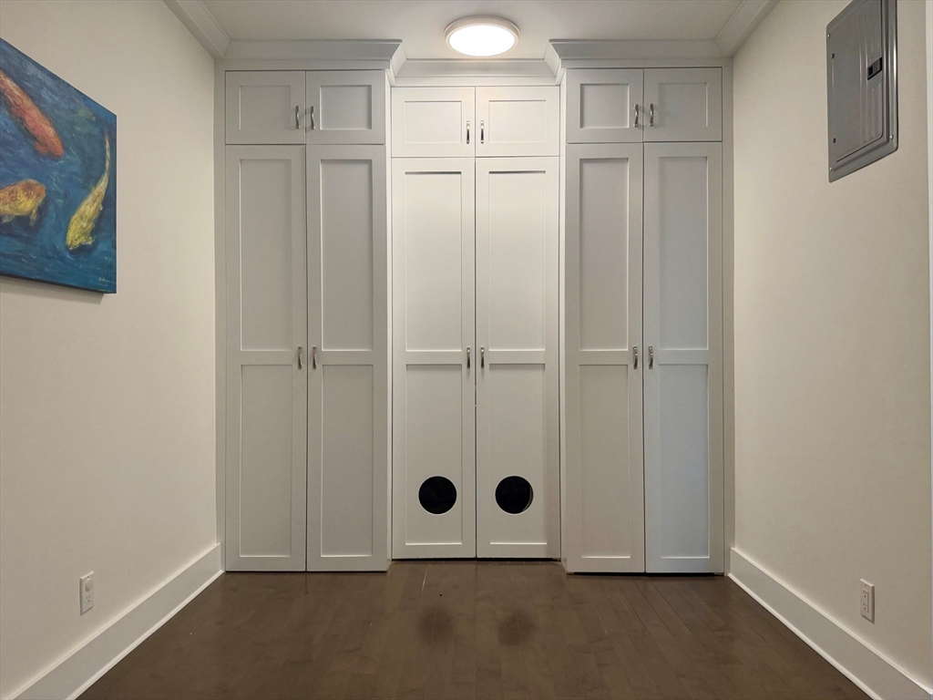 65 East India Row Unit: 30A/B
