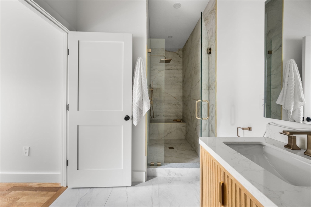 14 Harbor View Street # 1