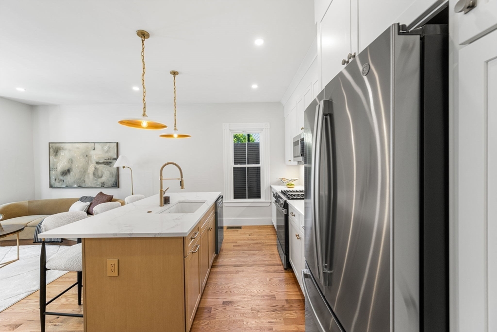 14 Harbor View Street # 1