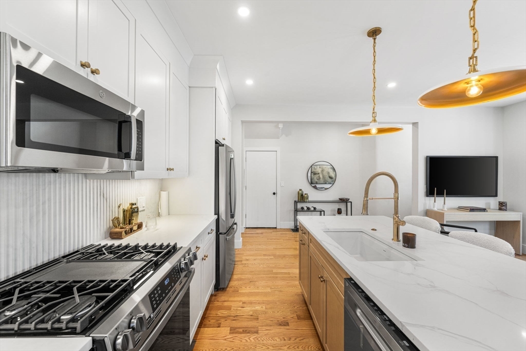 14 Harbor View Street # 1