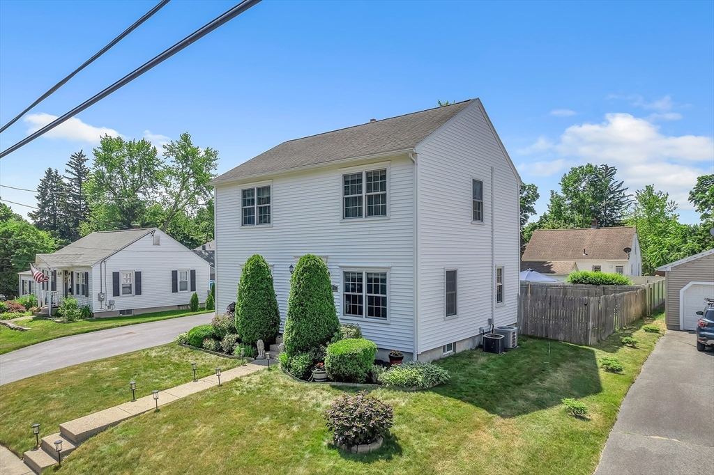 51 Barrington Rd